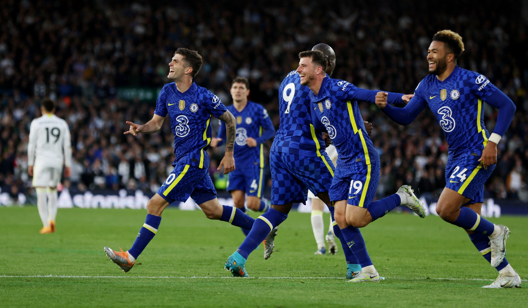 C5561883FA97FB207F00CC825228B1C0